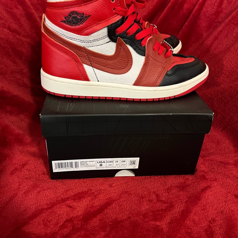 Jordan 1 MM Red High